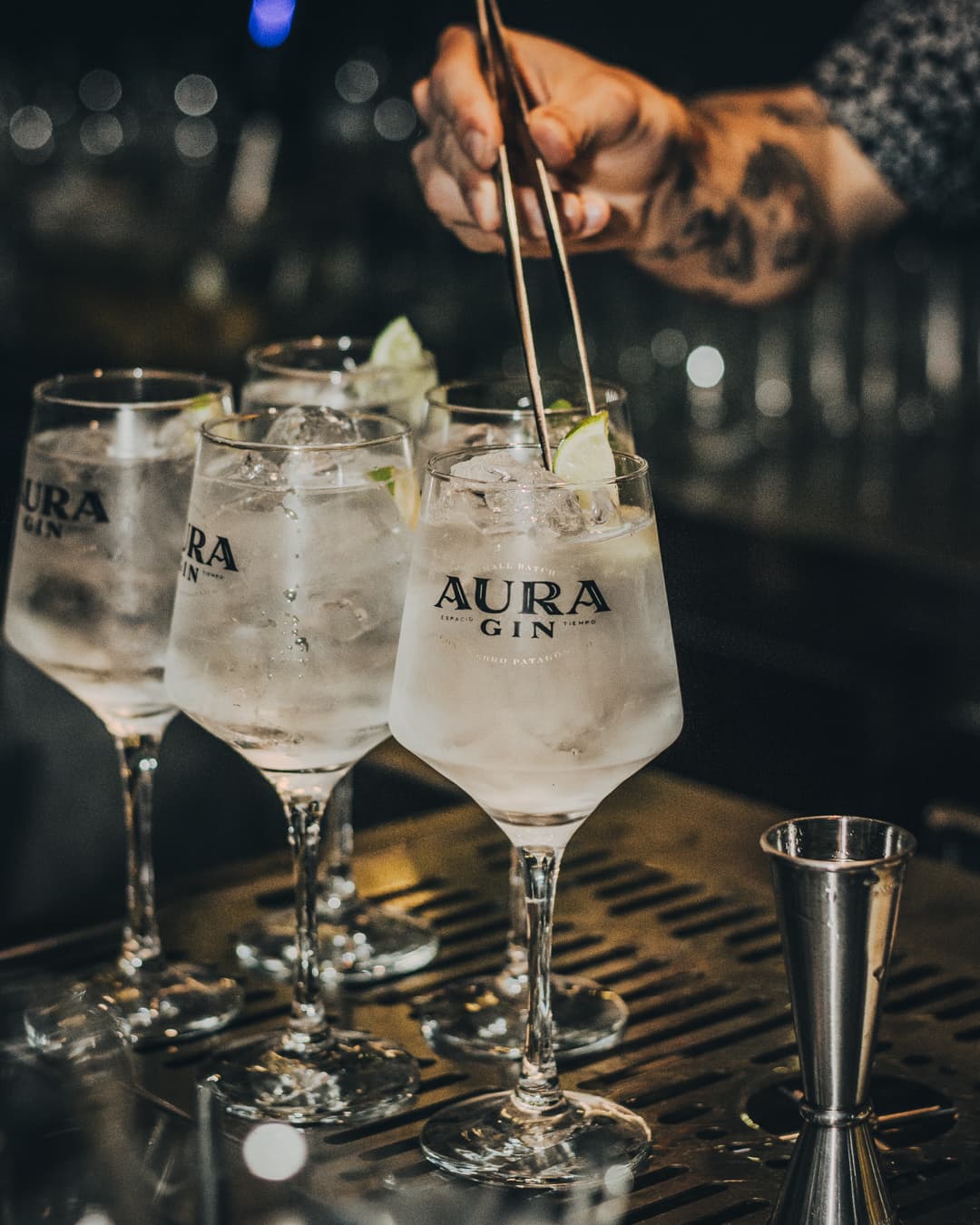 Aura gin 06